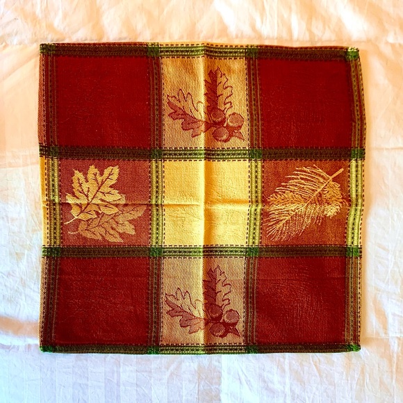 Fall leaves 🍁/holiday cotton napkins. Set of 8. - Picture 2 of 15